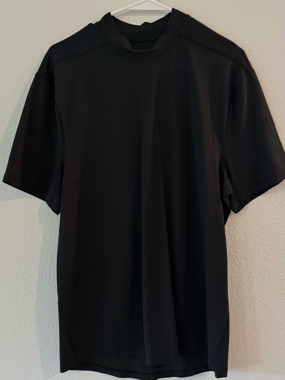 lululemon athletica Black Short-Sleeve Performance Tee